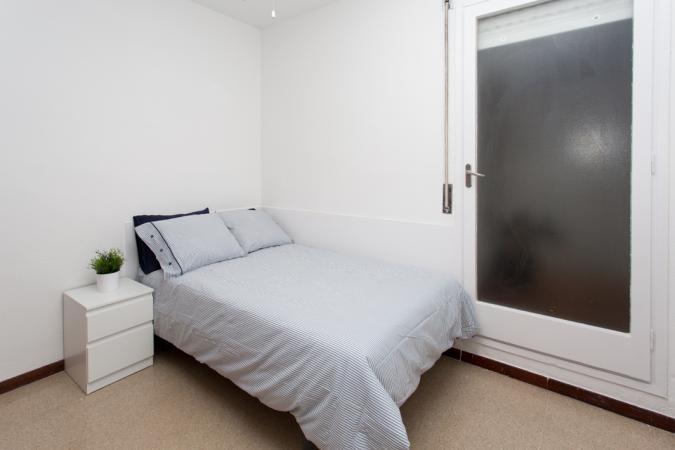 Room for rent in La Nova Esquerra de L'Eixample (Eixample) Barcelona