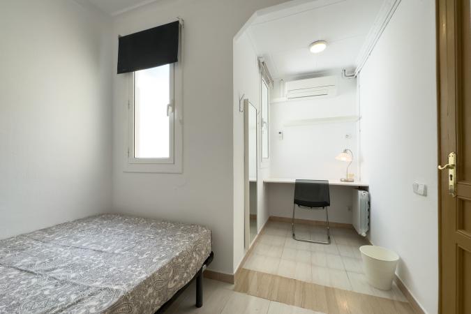 Room for rent in Sant Antoni (Eixample) Barcelona