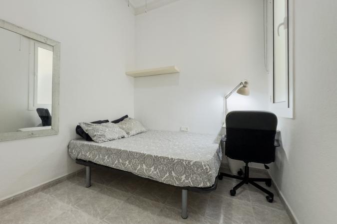 Room for rent in Sant Antoni (Eixample) Barcelona