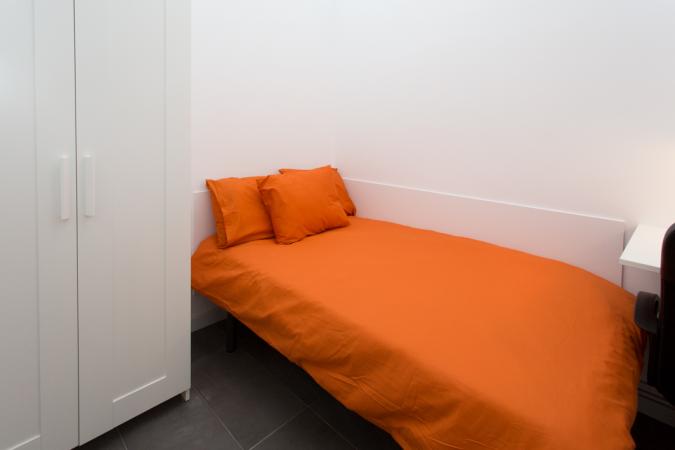 Room for rent in Sant Antoni (Eixample) Barcelona