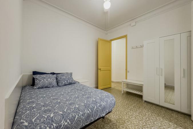 Room for rent in L'Antiga Esquerra de l'Eixample (Eixample) Barcelona