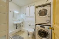 Room for rent in L'Antiga Esquerra de l'Eixample (Eixample) Barcelona